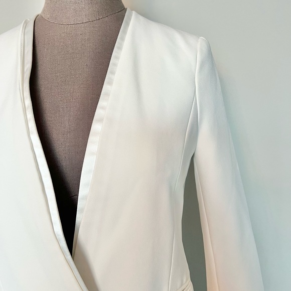 Zara White Satin detailed blazer size small - Picture 4 of 11